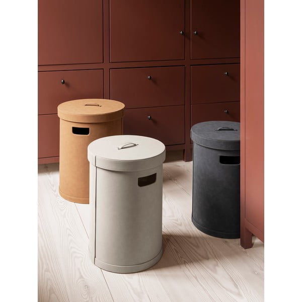 Бежов кош за пране от изкуствена кожа Sahla M – Blomus-image-2