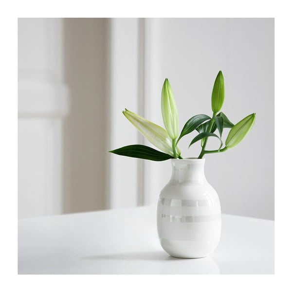 Ваза от бял фаянс, височина 12,5 cm Omaggio - Kähler Design-image-2