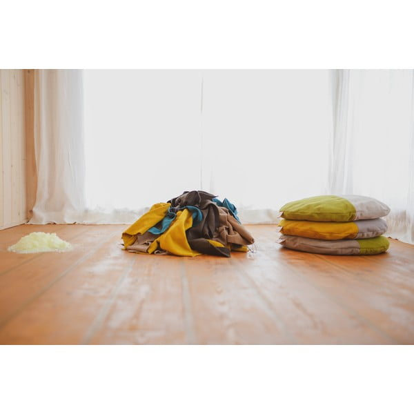 Жълта и синя възглавница Lentils - Linda Vrňáková-image-1