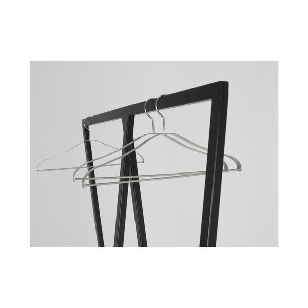 Черна закачалка за дрехи Sabu - CustomForm-image-4