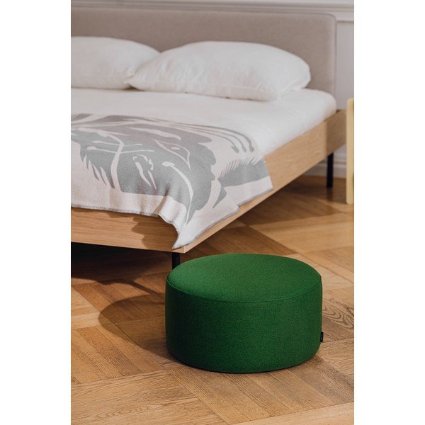 Зелена вълнена табуретка Folk – noo.ma-image-1