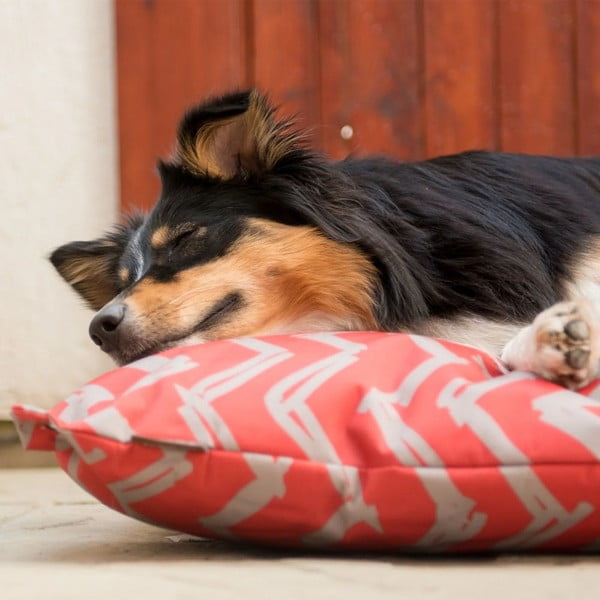 Червено легло за куче 70x90 cm Outdoor Bed Barn Red M – P.L.A.Y.-image-1