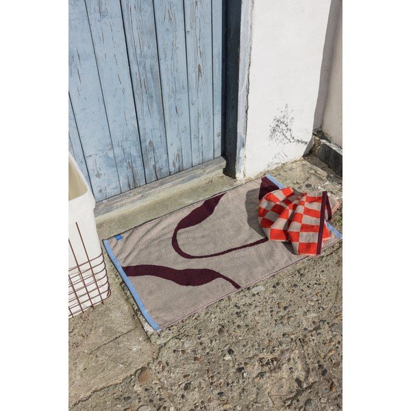 Бордо/бежов килим за баня за душ от органичен памук 50x80 cm Nova Arte  – Mette Ditmer Denmark-image-1