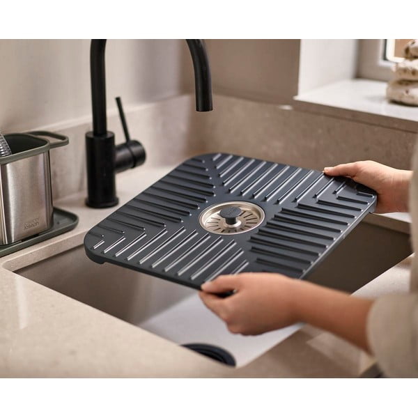 Подложка против хлъзгане за мивка 30x30 cm SinkShield – Joseph Joseph-image-4
