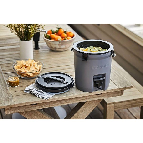 Съд за напитки 7,5 l Fast-Flow Water Jug Rose Quartz – Stanley-image-1