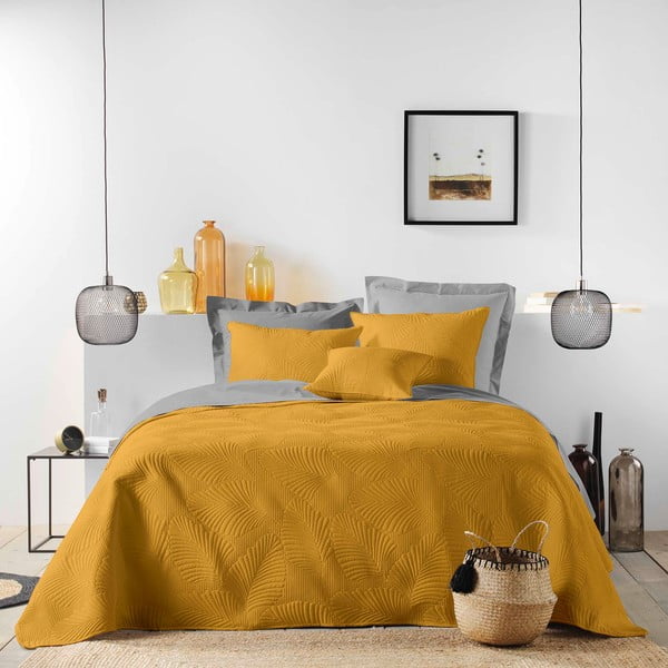 Жълто покривало за легло от микрофибър 220x240 cm Palombine – douceur d'intérieur