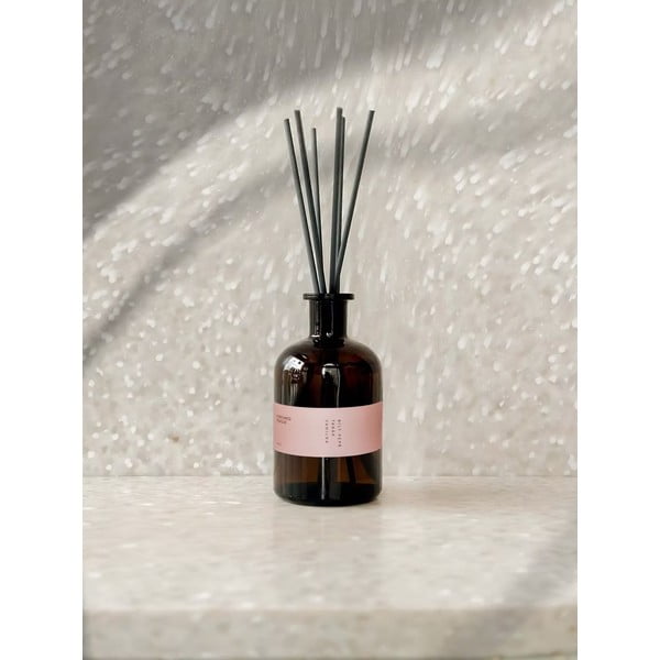 Дифузер #42 White Pepper, Tobacco, Vanilla – Perfumed Prague