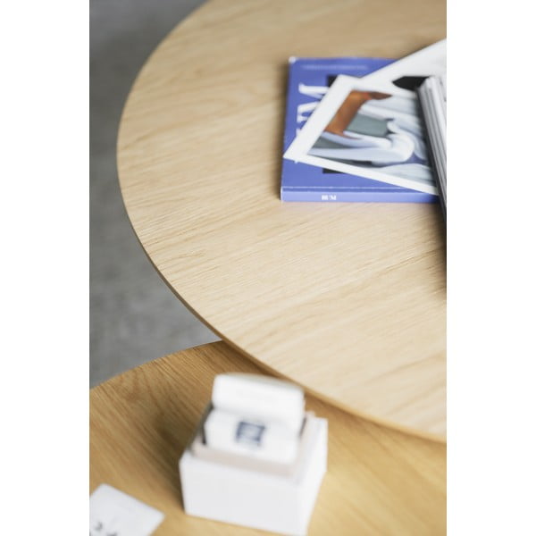 Кръгла масичка за кафе от декор от дъб  в естествен цвят 60x60 cm Hobart – Rowico-image-3