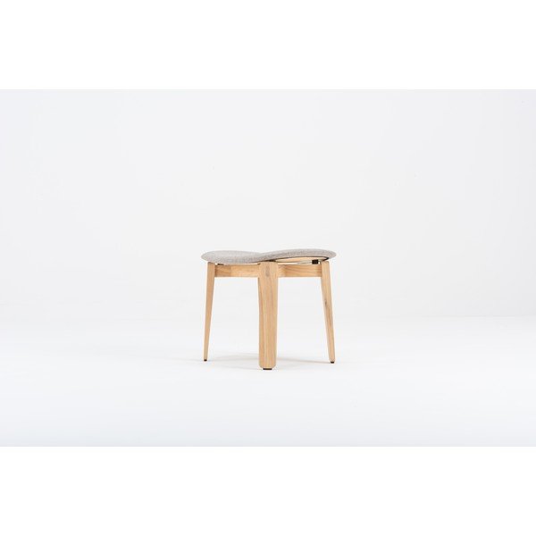 Табуретка за крака от сив дъб Nora - Gazzda-image-1