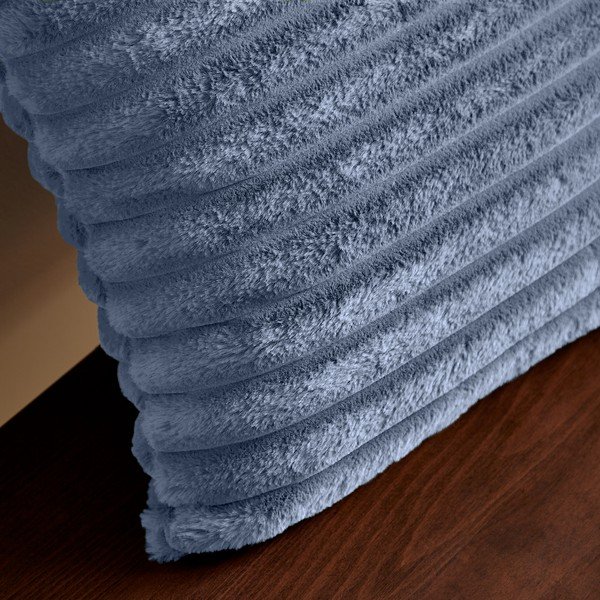 Декоративна възглавница от микроплюш 45x45 cm Cosy Ribbed – Catherine Lansfield-image-2