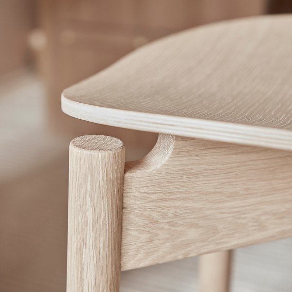 Трапезен стол от масивен ясен в светло естествен цвят Oy – OYOY Living Design-image-4