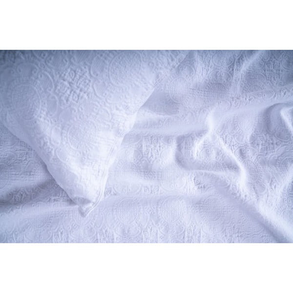 Бял комплект шалте и калъфка за възглавница от жакард 240x260 cm Jacquard – Mila Home Luxury-image-1