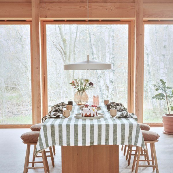 Покривка за маса от органичен памук 140x260 cm Striped – OYOY Living Design-image-1