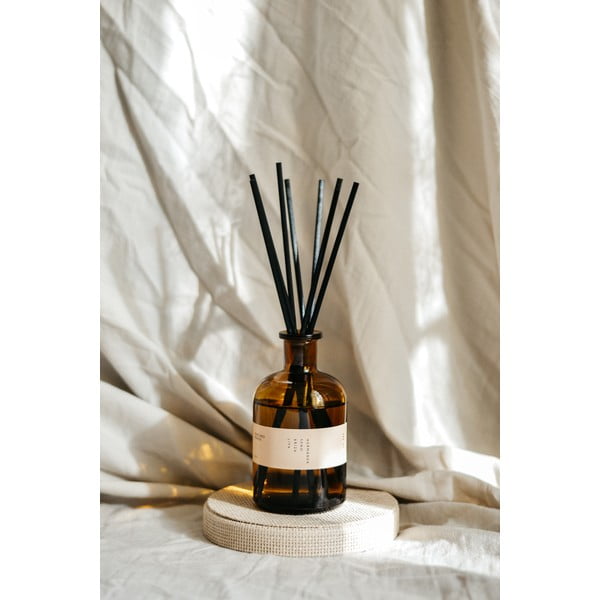 Дифузер #57 Chamomile, Linden, Birch – Perfumed Prague-image-1