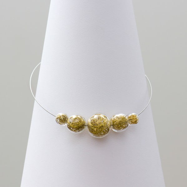 Zlatý skleněný náhrdelník ko–ra–le Wired 6