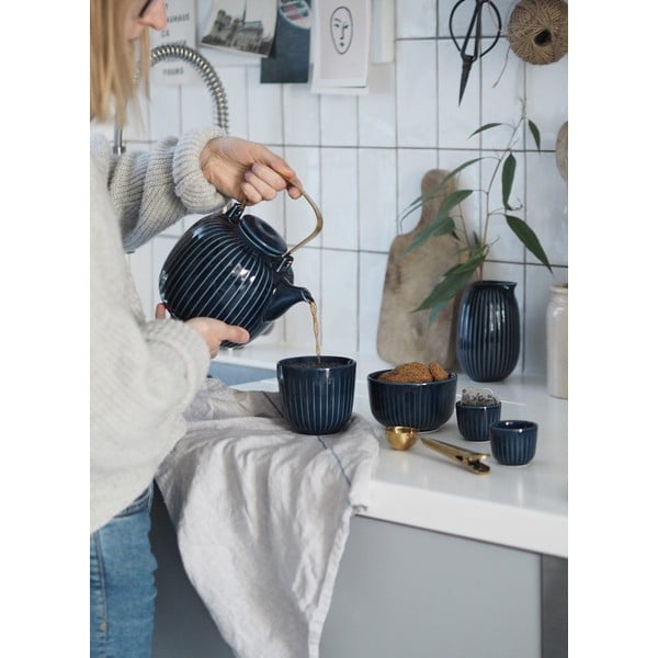 Тъмносин порцеланов чайник Hammershoi, 1,2 л Hammershøi - Kähler Design-image-1