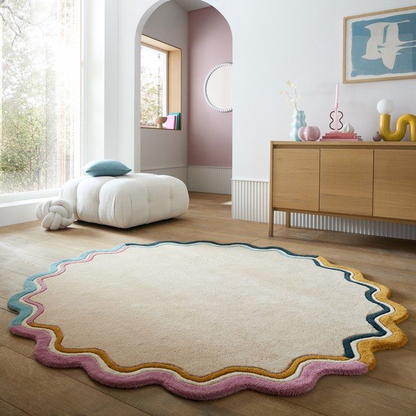 Ръчно изработен вълнен кръгъл килим в естествен цвят ø 180 cm Leo Scallop – Flair Rugs-image-1