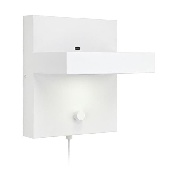 Бяла стенна лампа с рафт и USB станция за зареждане Kubik - Markslöjd