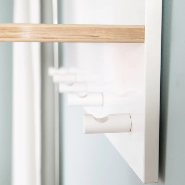 Детска закачалка за стена в дъбов декор в бял и естествен цвят Ava - Roba-image-4