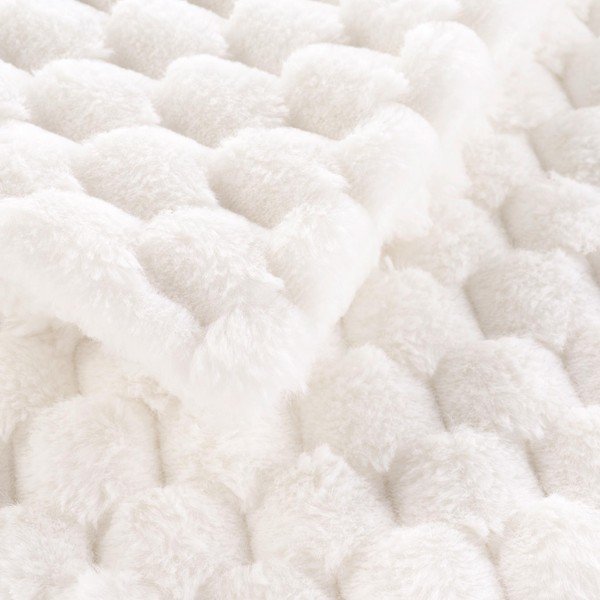 Кремаво одеяло от микроплюш 220x240 cm Frosty – douceur d'intérieur-image-4