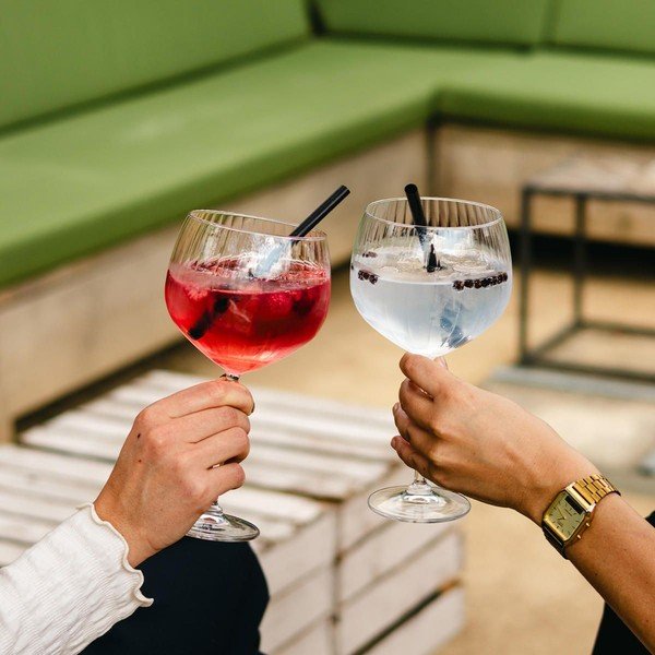Чаши в комплект 4 бр. за коктейли 620 ml Noble – BonBistro-image-1