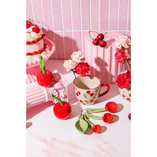 Бежова керамична чаша 250 ml Cherries – Sass & Belle-image-1