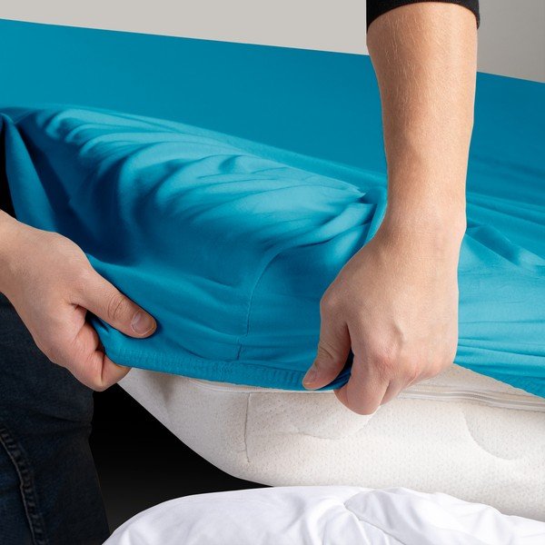 Син еластичен чаршаф от джърси 90x200 cm Amber – Restilo-image-1