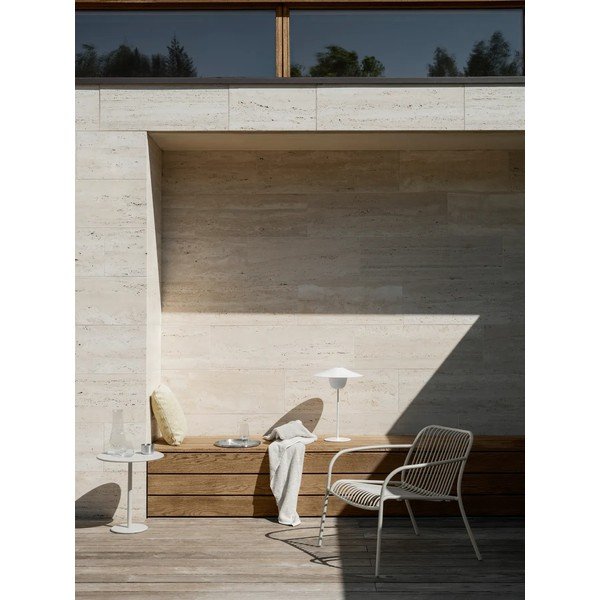 Светлосив градински стол метален Yua Wire – Blomus-image-1