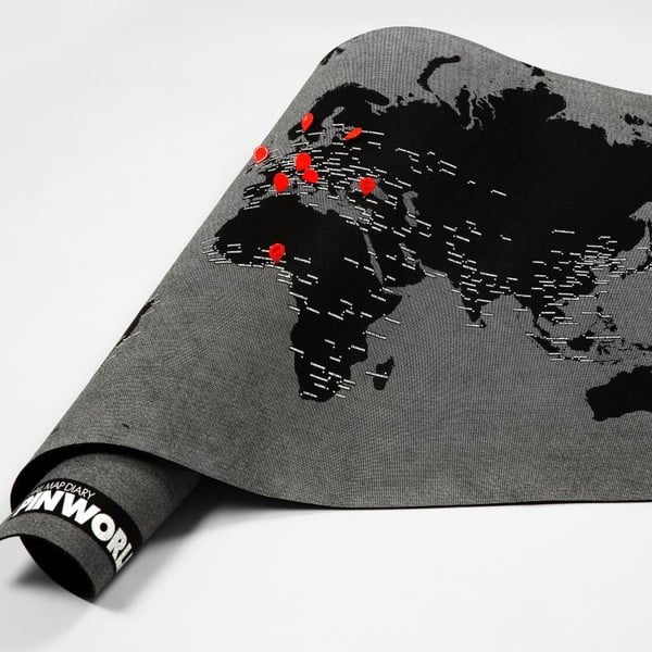 Černá nástěnná mapa světa Palomar Pin World Mini, 77 x 48 cm-image-1