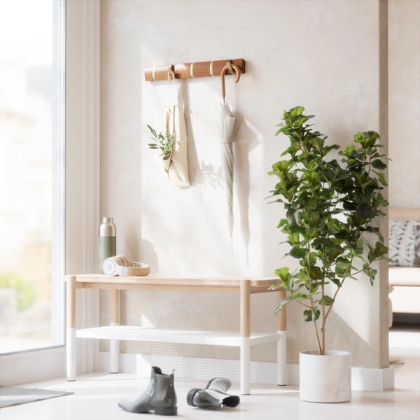 Кафява стенна закачалка от масивна топола Flip – Umbra-image-1