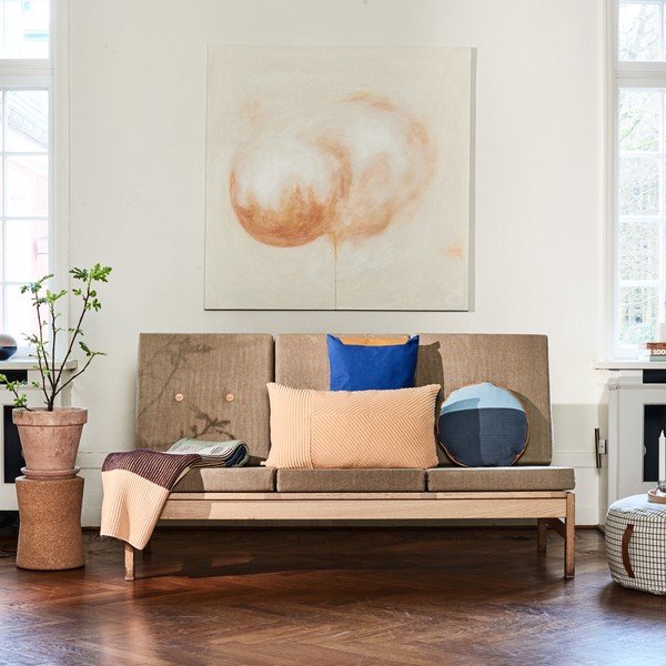 Кремав пуф Grid – OYOY Living Design-image-3
