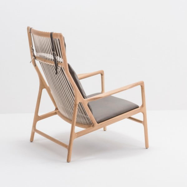 Фотьойл с масивна дъбова конструкция и седалка от сива биволска кожа Dedo - Gazzda-image-2