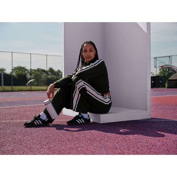 Бял термос от неръждаема стомана 470 ml IceFlow™ Bottle Twist Flip Frost – Stanley-image-1