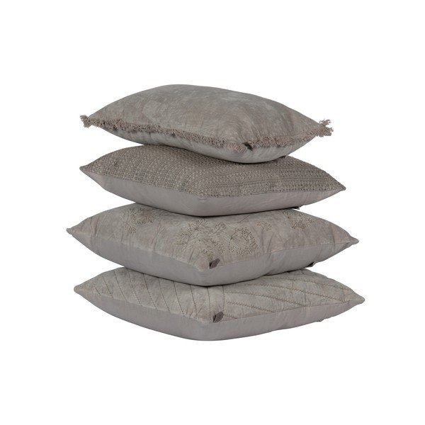 Бежова декоративна възглавница Velvet Nougat, 50 x 50 cm Stroke - BePureHome-image-1