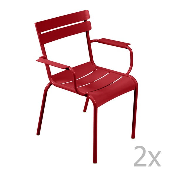 Sada 2 sytě červených židlí s područkami Fermob Luxembourg