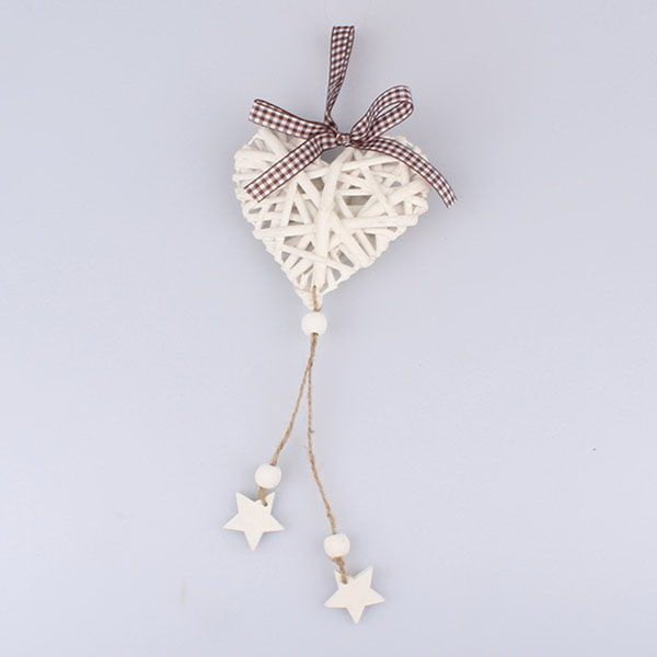 Висящо декоративно сърце от бял ратан Stars - Dakls