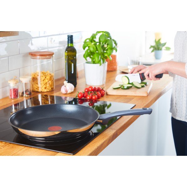 Тиган с незалепващо покритие от неръждаема стомана ø 24 cm Daily Cook G7300455 – Tefal-image-1
