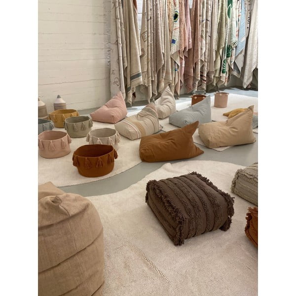 Детски пуф в сиво-розов цвят Cleo Vintage Nude – Lorena Canals-image-2