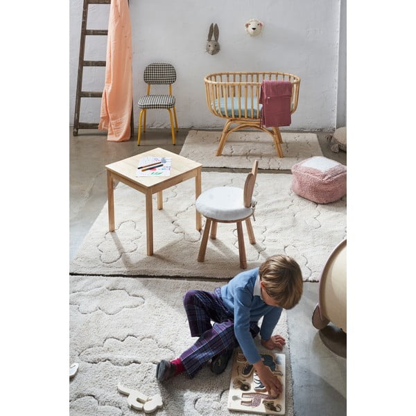 Кремав ръчно изработен памучен детски килим подходящ за пране 140x200 cm Clouds – Lorena Canals-image-4