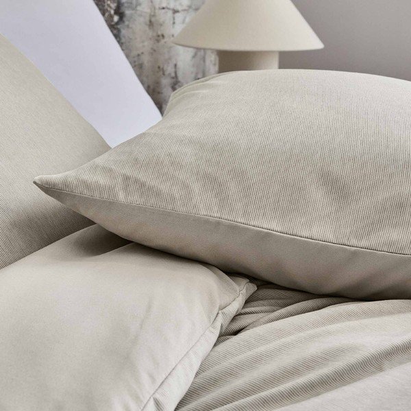 Бежово двойно удължено спално бельо от микрофибър 240x220 cm Azura – douceur d'intérieur-image-1