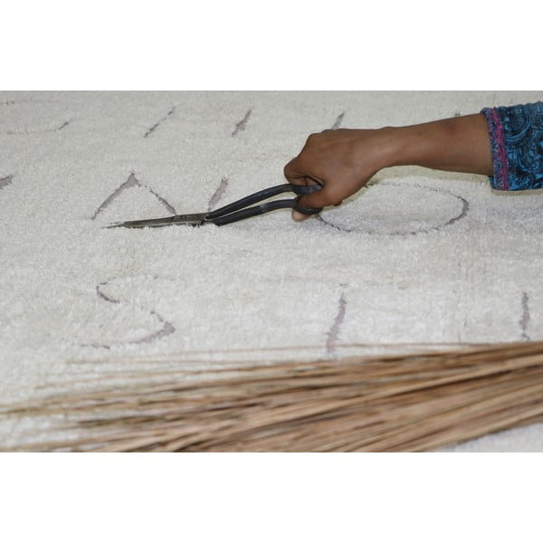 Кремав ръчно изработен памучен детски килим подходящ за пране 120x160 cm ABC – Lorena Canals-image-4