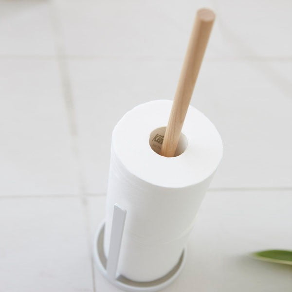 Бяла поставка за резервни тоалетни ролки с детайли от букова дървесина Tosca - YAMAZAKI-image-2
