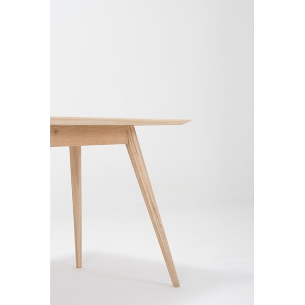 Трапезна маса от масивен дъб 80x80 cm Stafa – Gazzda-image-2