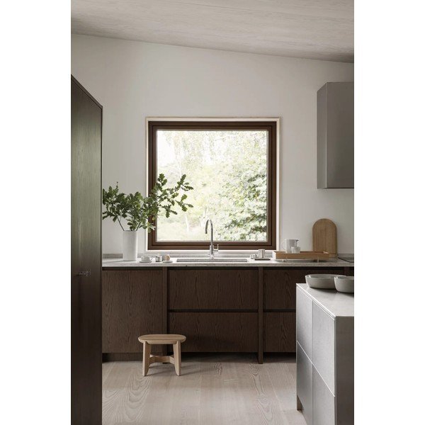 Табуретка от дъбова дървесина в естествен цвят Eli - Blomus-image-3