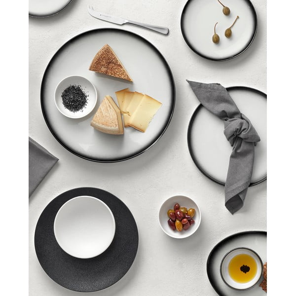 Черна керамична чиния за сервиране Caviar – Maxwell & Williams-image-3