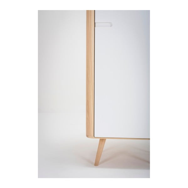 Гардероб с конструкция от дъбова дървесина 60x170 cm Ena - Gazzda-image-3