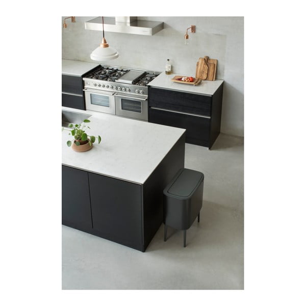 Матово-черно стоманено кошче за боклук за рециклиране, отваряне с докосване 33 l Bo Touch Bin – Brabantia-image-4