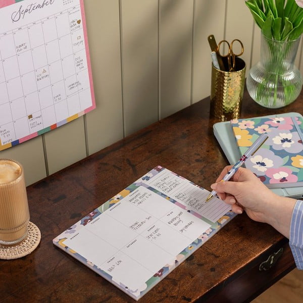 Планер 52 стр. – Busy B-image-1