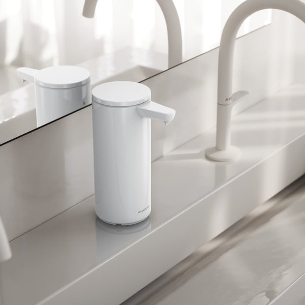 Бял автоматичен метален диспенсер за сапун 266 ml – simplehuman-image-2