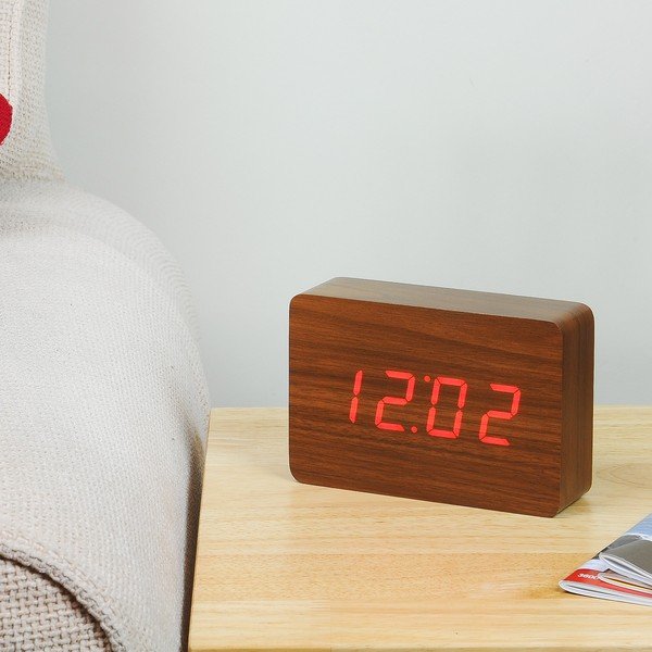 Hnědý budík s červeným LED displejem Gingko Brick Click Clock-image-3